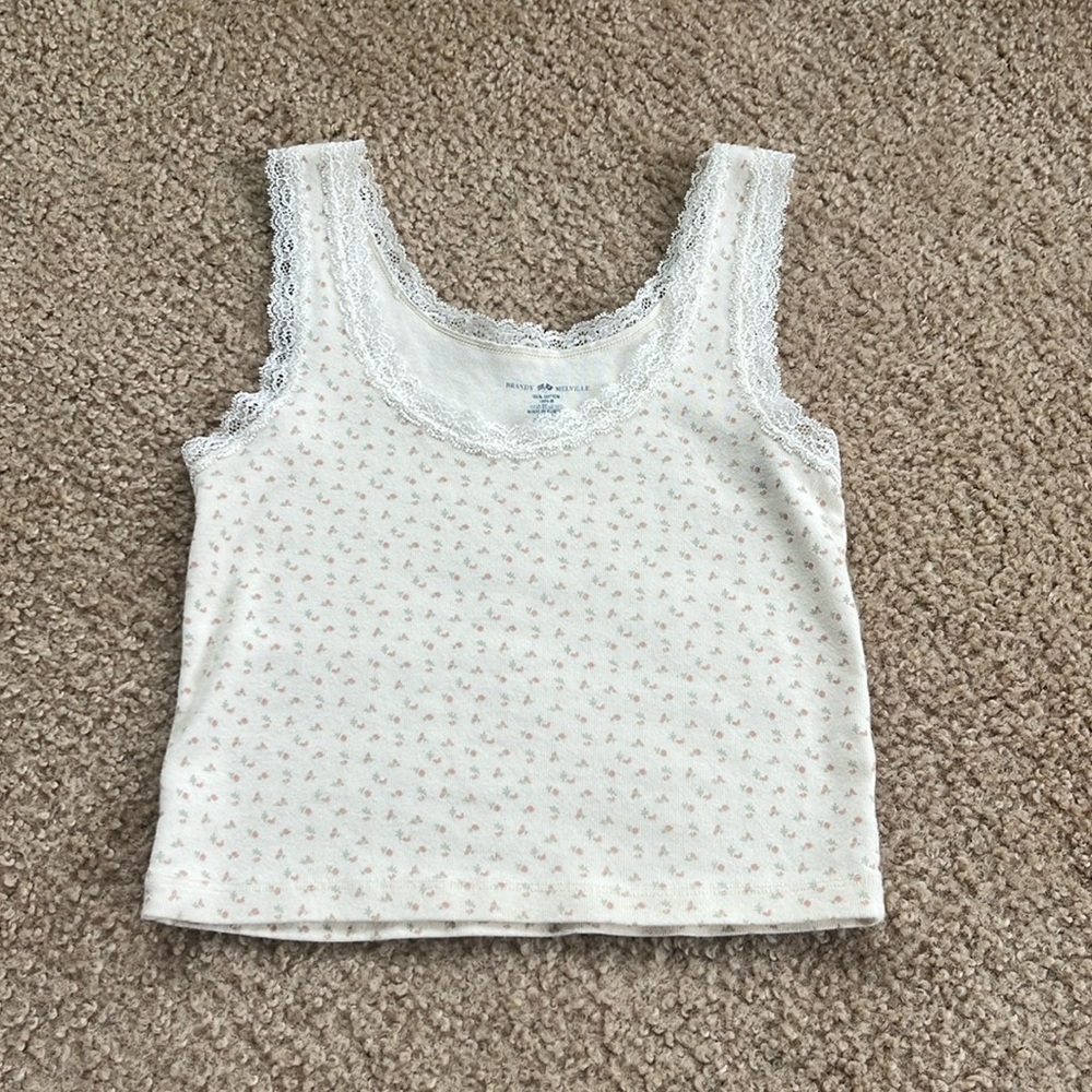 Brandy ♡︎ Melville | flower lace tank top | worn a few times